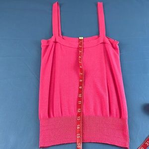 Women tank top hot pink size small/new with out tags
